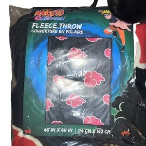 Naruto akatsuki fleece throw blanket NEW
45x60 in